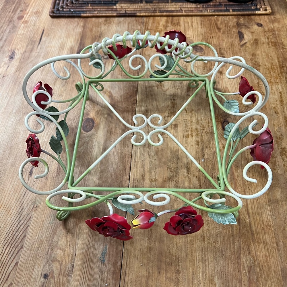 Red Roses Iron Plate Holder
